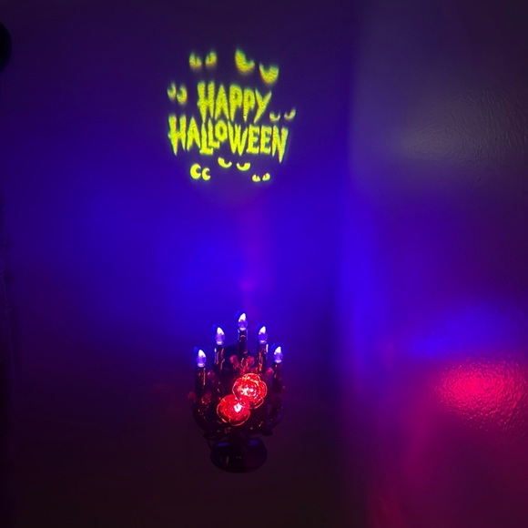 Bath & Body Works Creepy Candelabra Halloween Wallflower Plug In Light - Picture 1 of 6